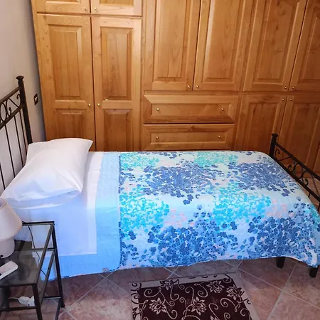 公寓 Cilento House Relax Mansarda